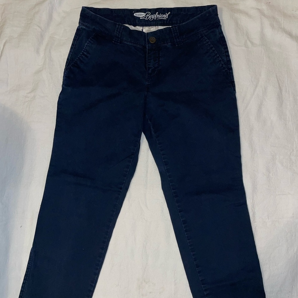 Women’s crop khakis